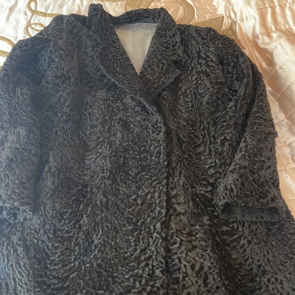 Fendi fur coat - Picture 2 of 5